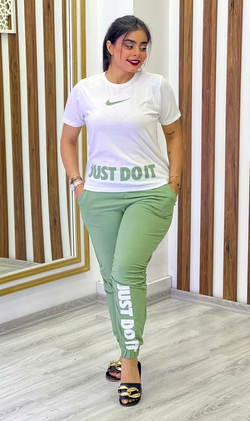 Short Sleeved T-shirt And Jogger Pants Set